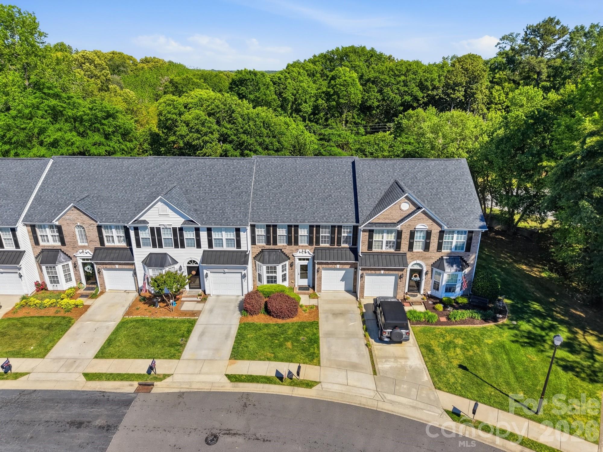 Sunset Point Townhomes - Residential