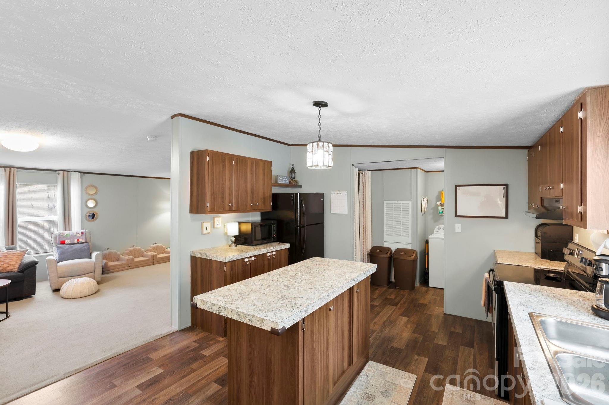 256 Inglewood Cove Road