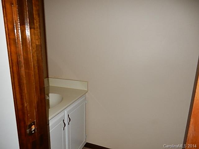 Country Club - Residential Lease