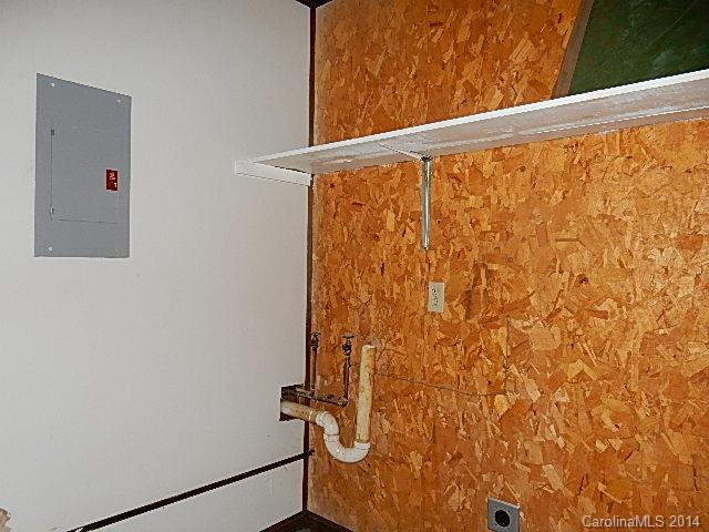 Country Club - Residential Lease