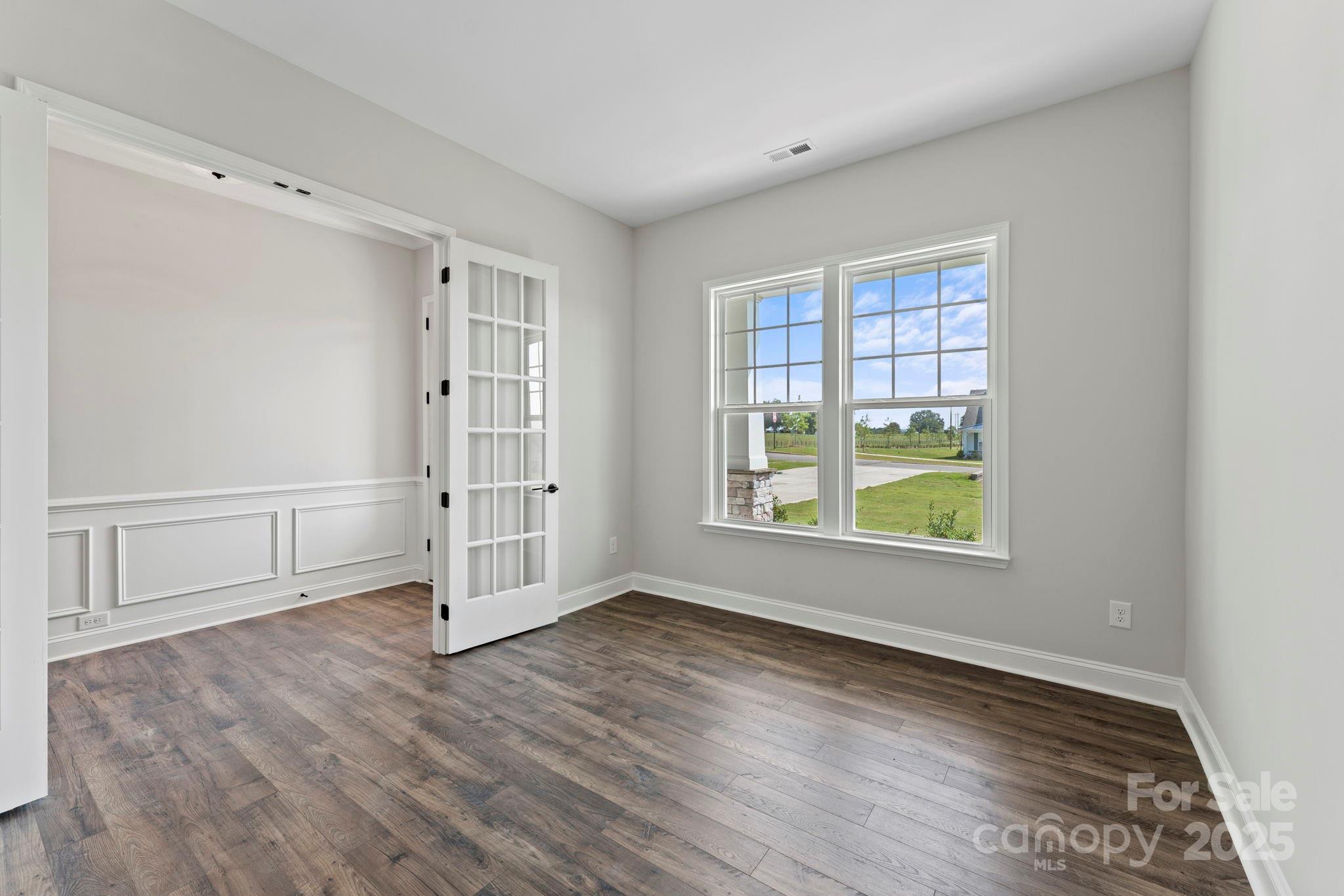 The Estates at Sugar Creek - Residential