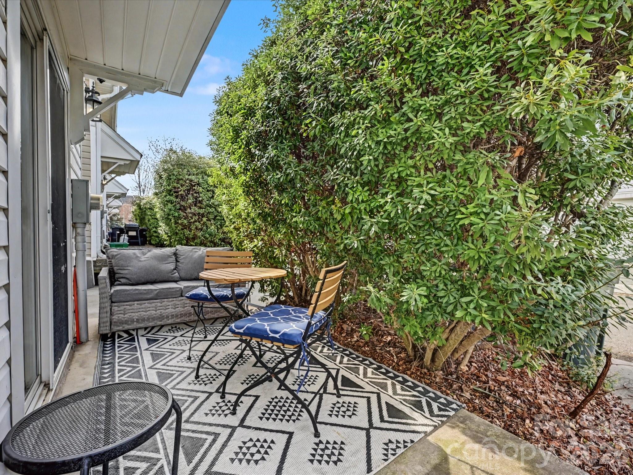 Village Manor at Ayrsley - Residential