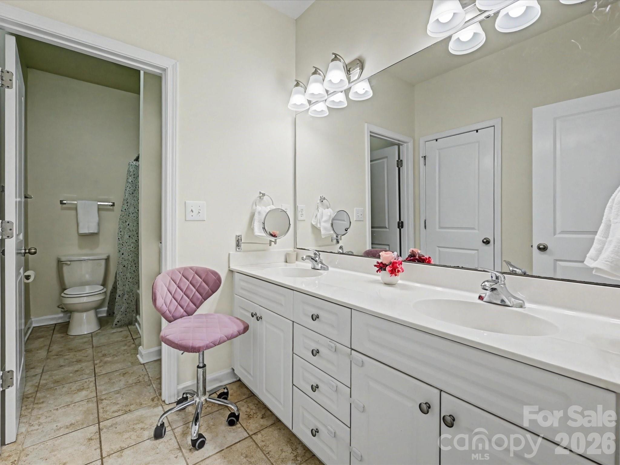 Village Manor at Ayrsley - Residential