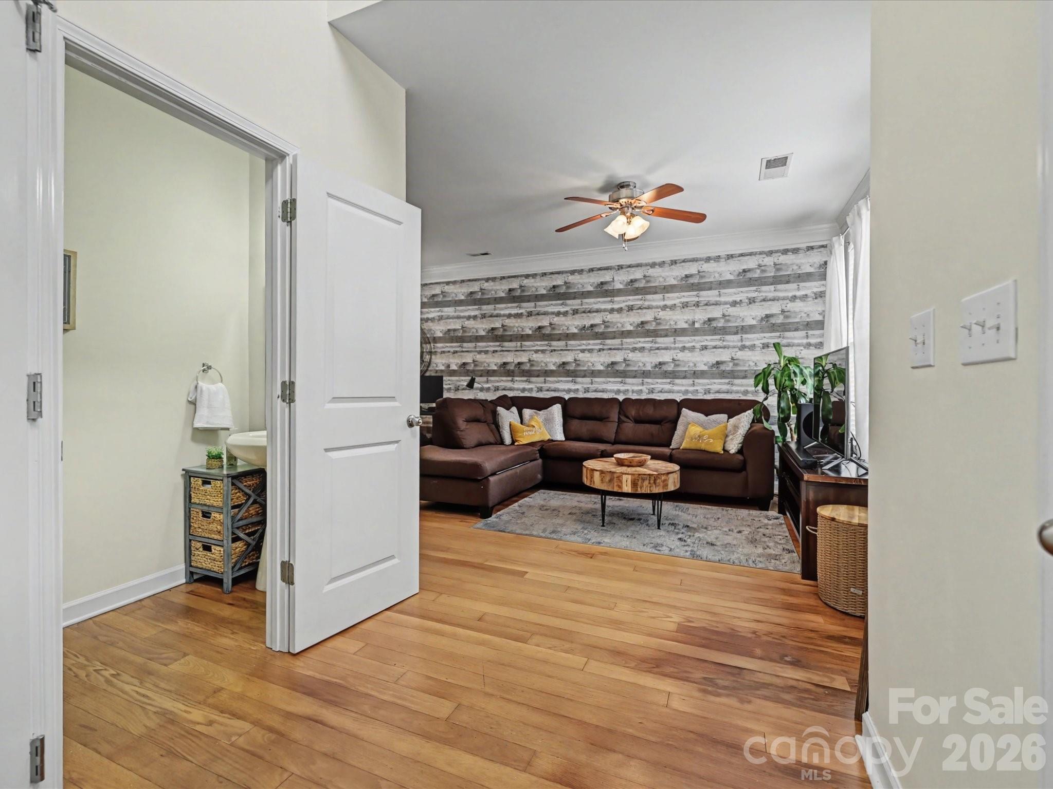 8421 Scotney Bluff Avenue