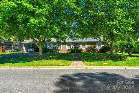 Single Family Residence in Monroe NC 1304 Georgia Avenue.jpg