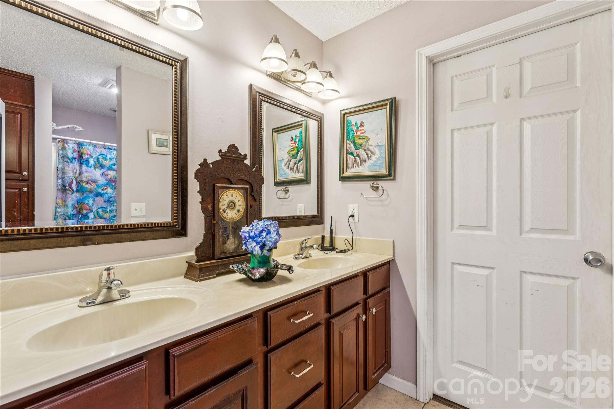 Lakeside Summit - Residential