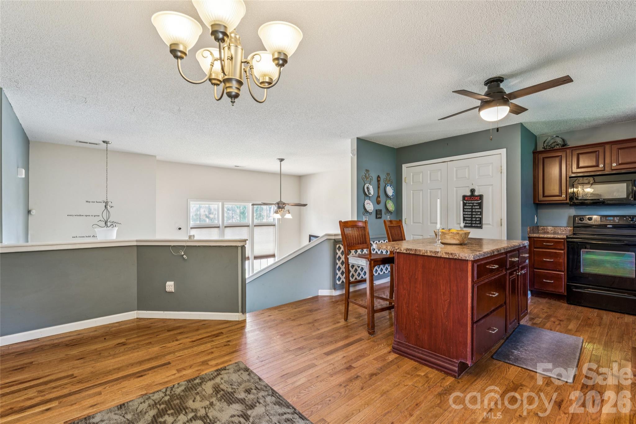 Lakeside Summit - Residential