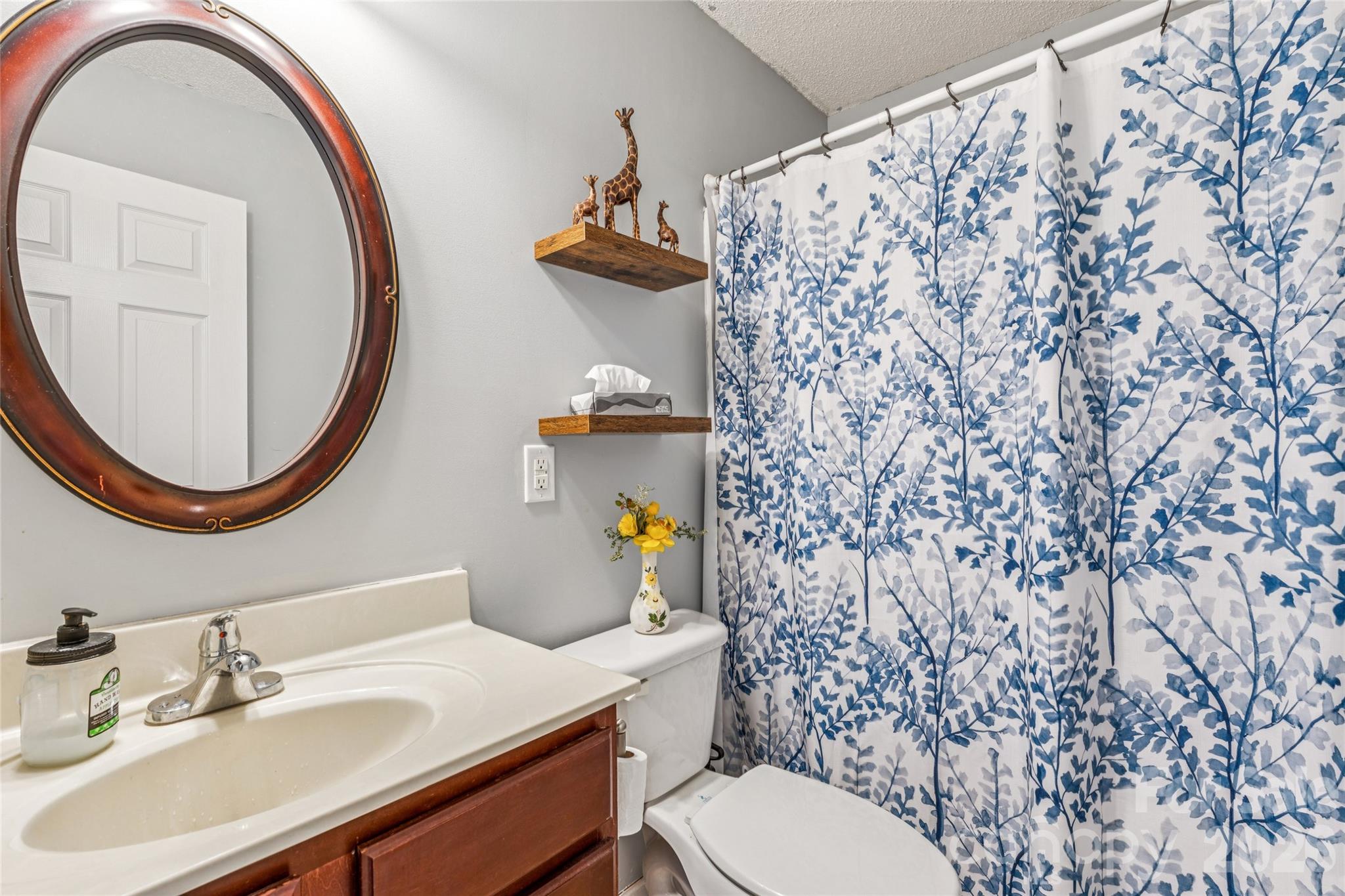 Lakeside Summit - Residential