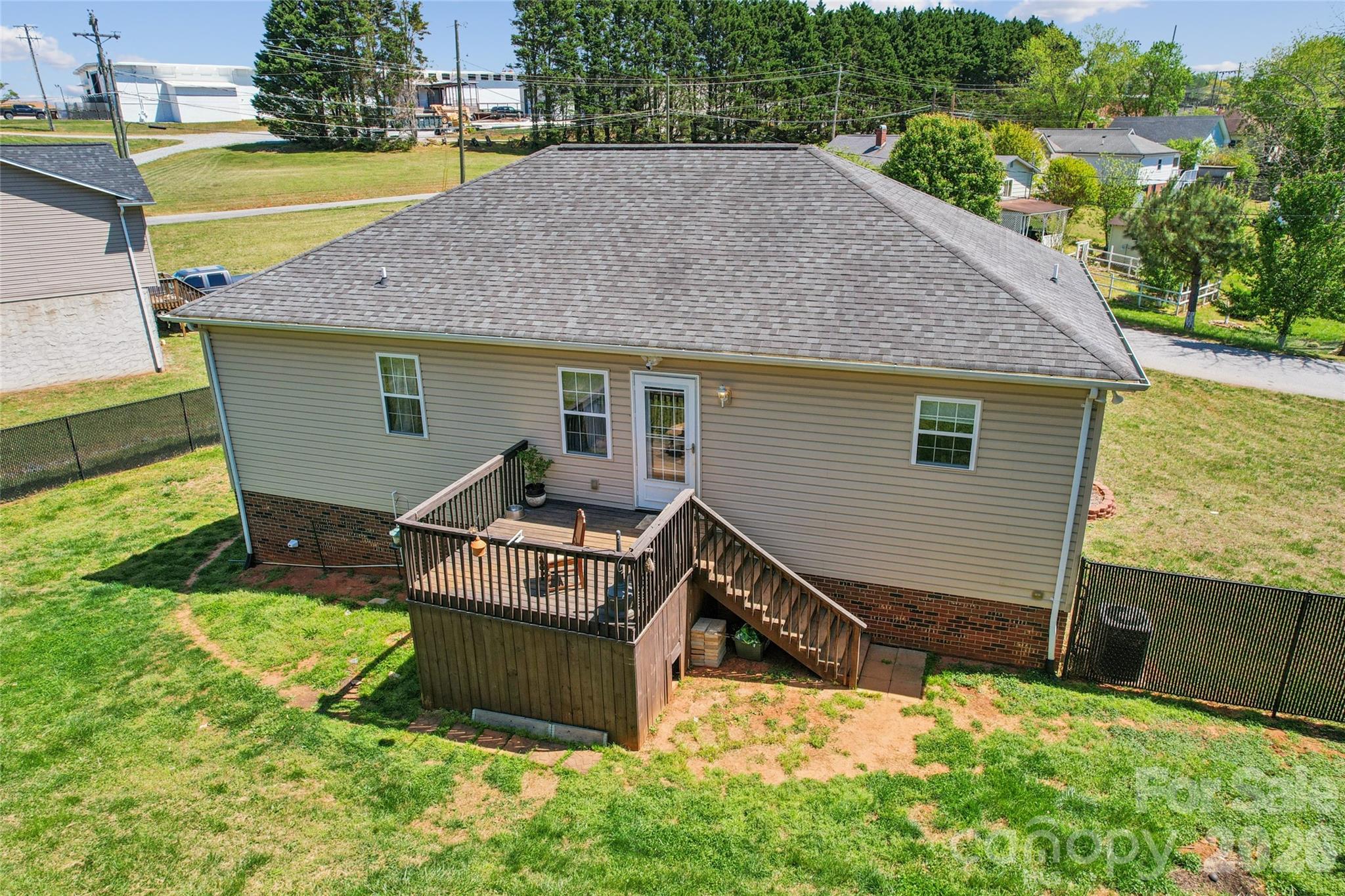 Lakeside Summit - Residential