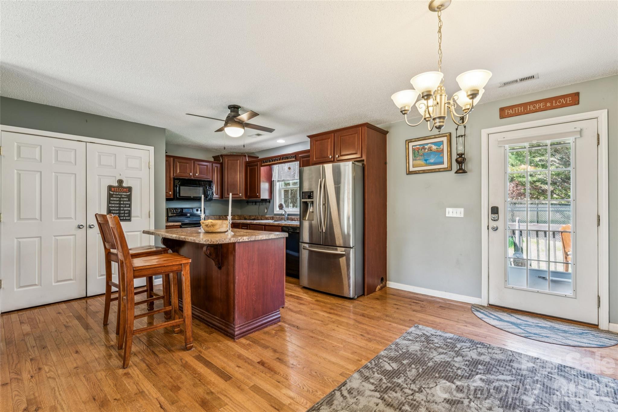 Lakeside Summit - Residential