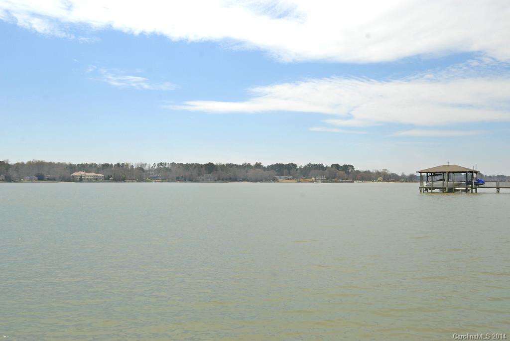 Tega Cay - Residential