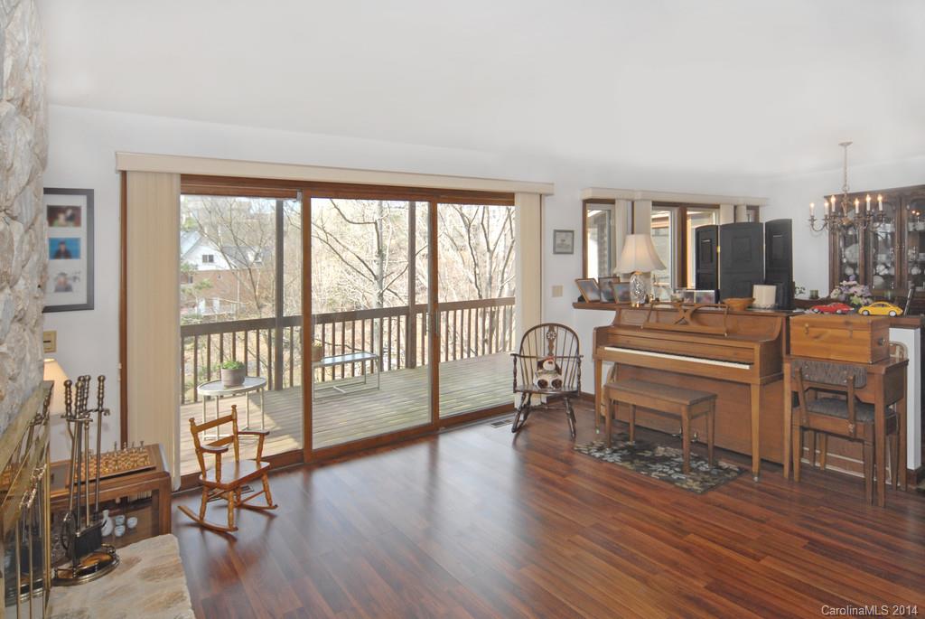 Tega Cay - Residential