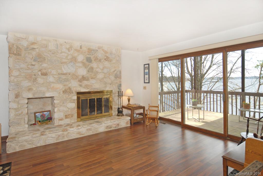 Tega Cay - Residential