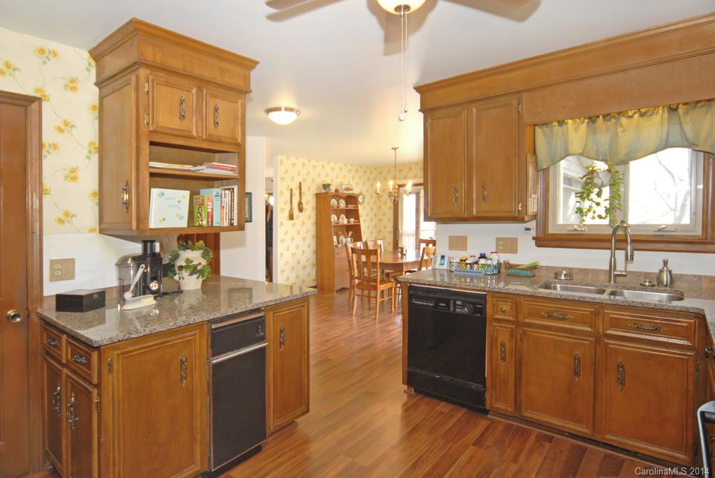 Tega Cay - Residential