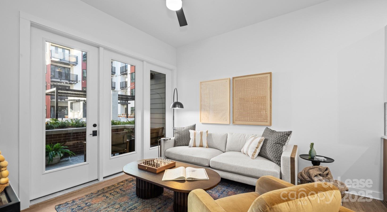 Plaza - Residential Lease