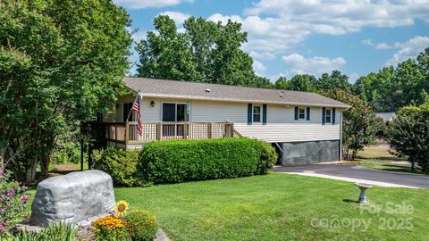 Photo of 4278 Harbor Lane, Sherrills Ford, NC 28673 (MLS # 4275314)