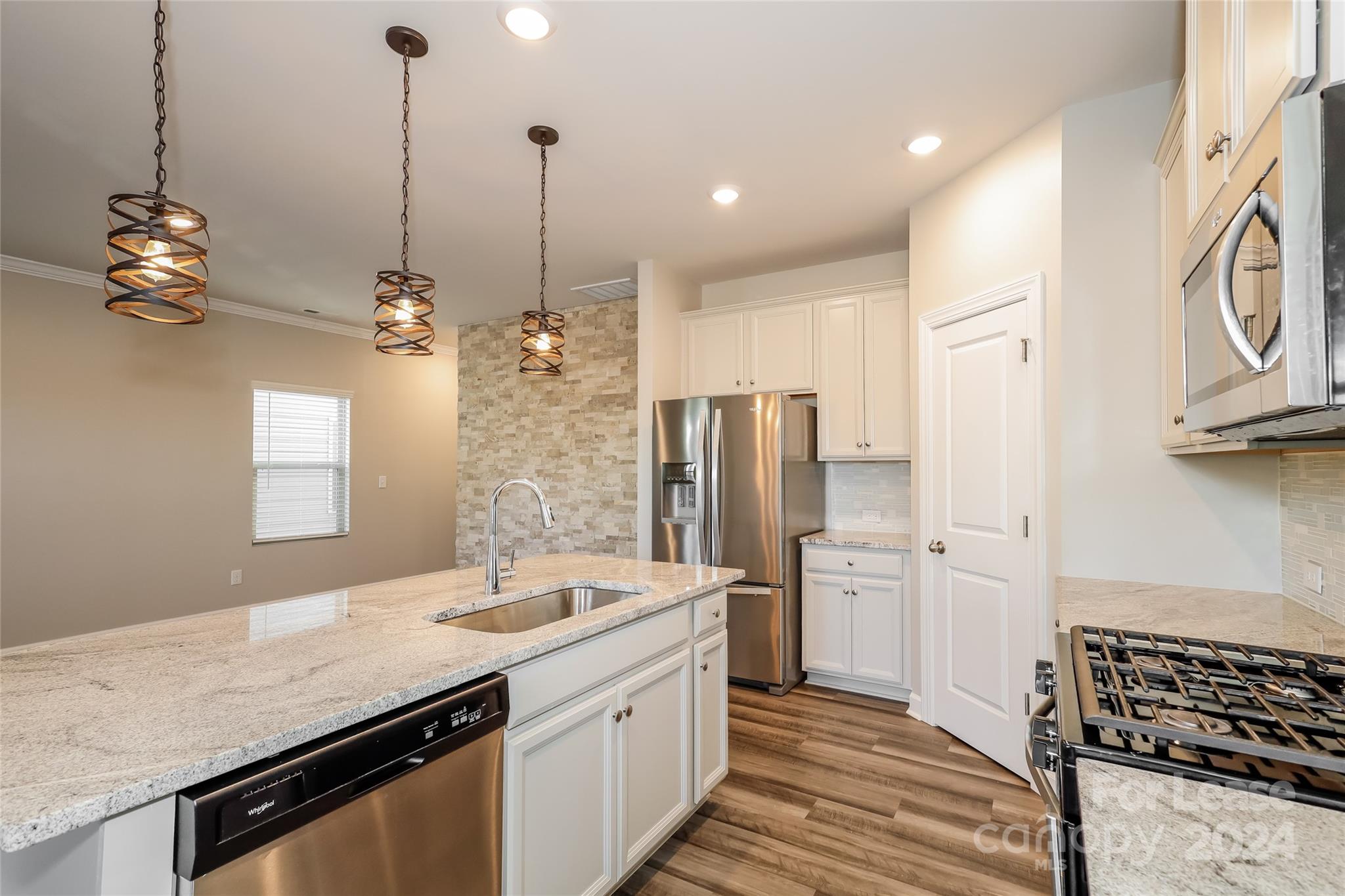 Unknown - Residential Lease