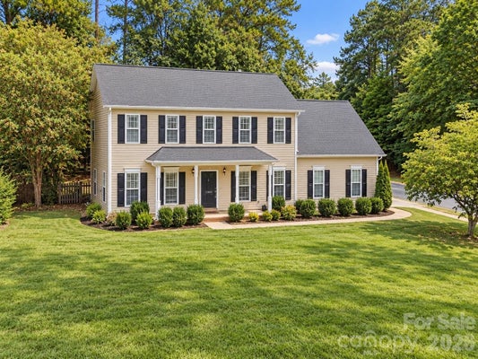 12806 ENGLISH WALNUT LN, CHARLOTTE, NC 28215 - Image f9f01cb5d7f0a7a9cbbe8c0f11f34eb6/203643355