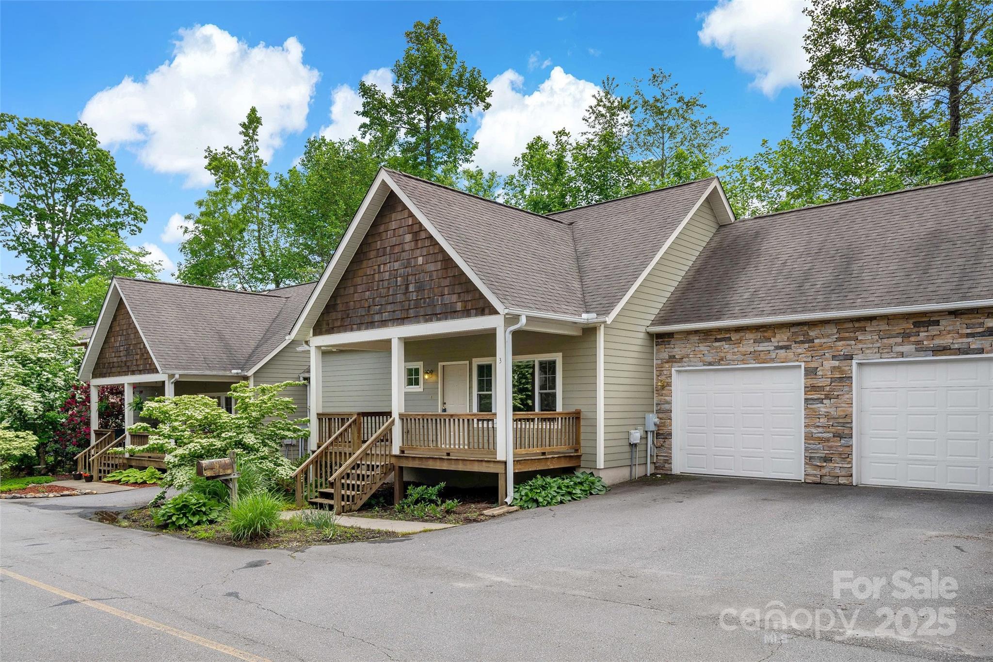 Laurel Court - Residential