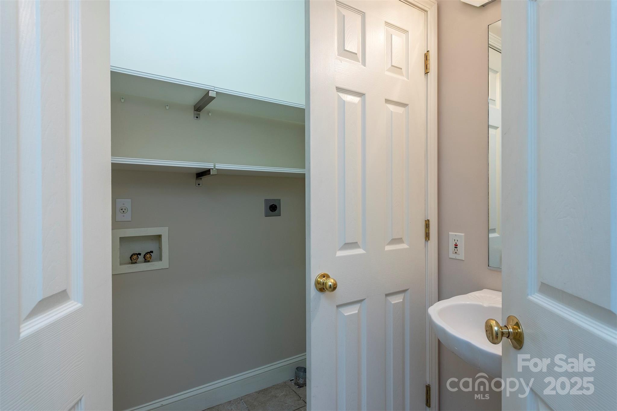 Laurel Court - Residential