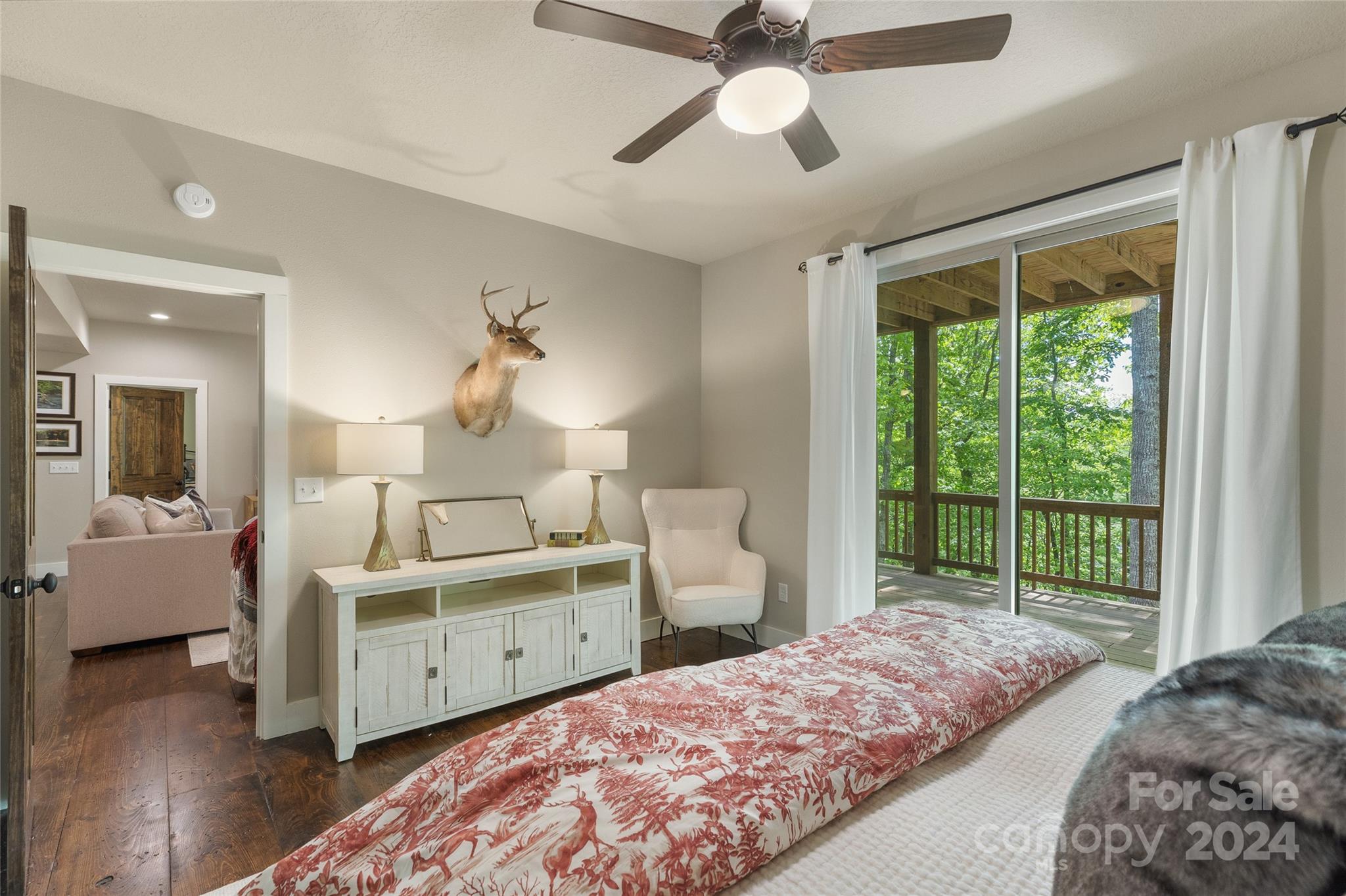 Holly Forest - Residential