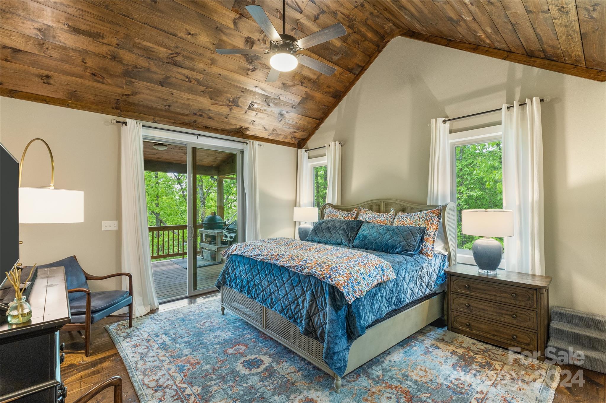 Holly Forest - Residential