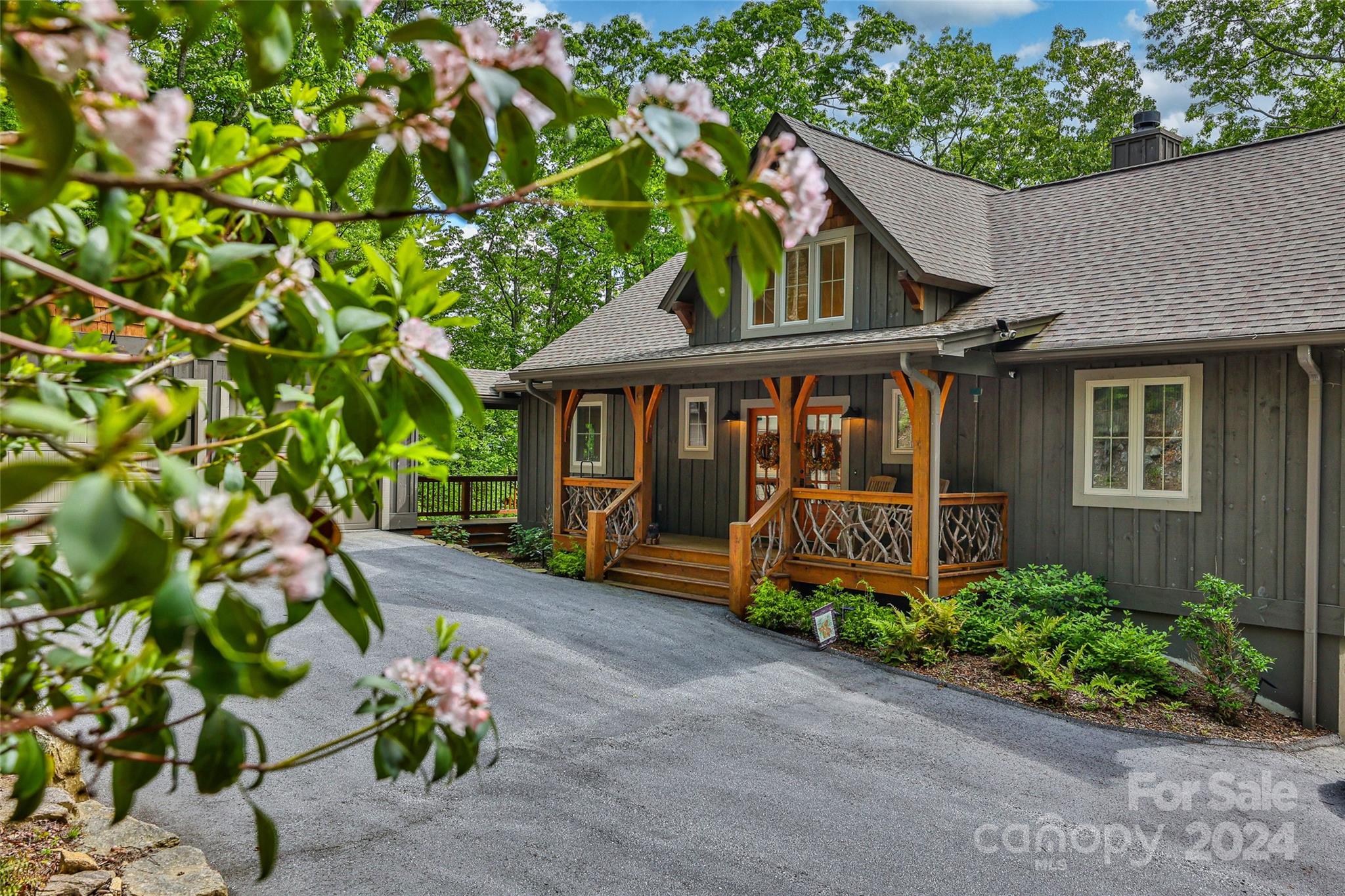 Holly Forest - Residential