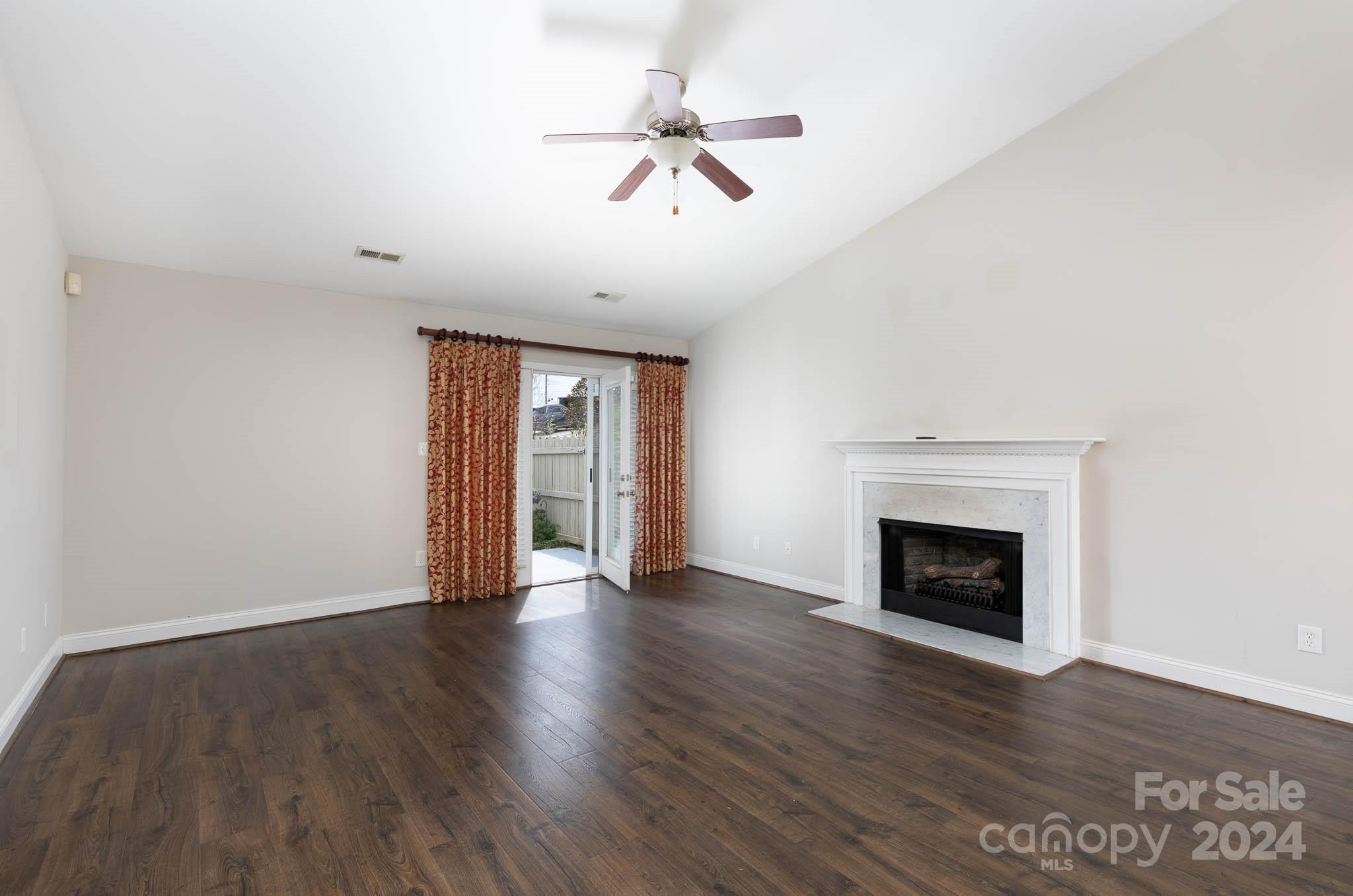 Fairlawn Villas - Residential