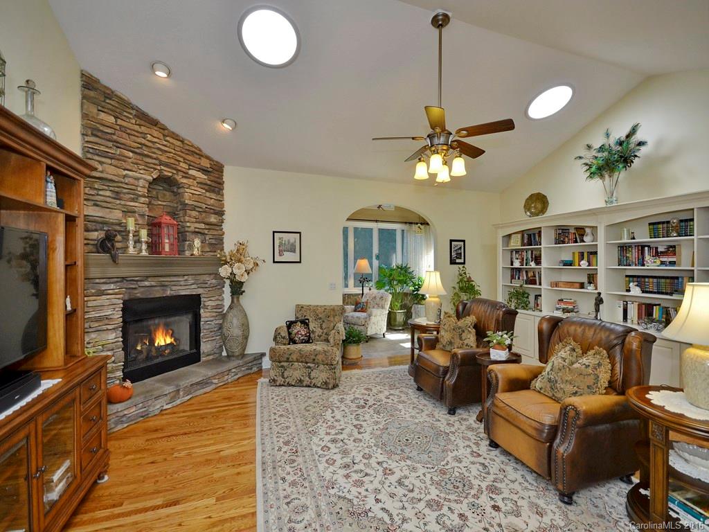 Cummings Cove - Residential