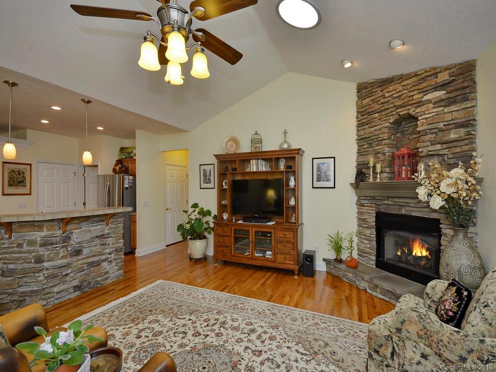 Cummings Cove - Residential