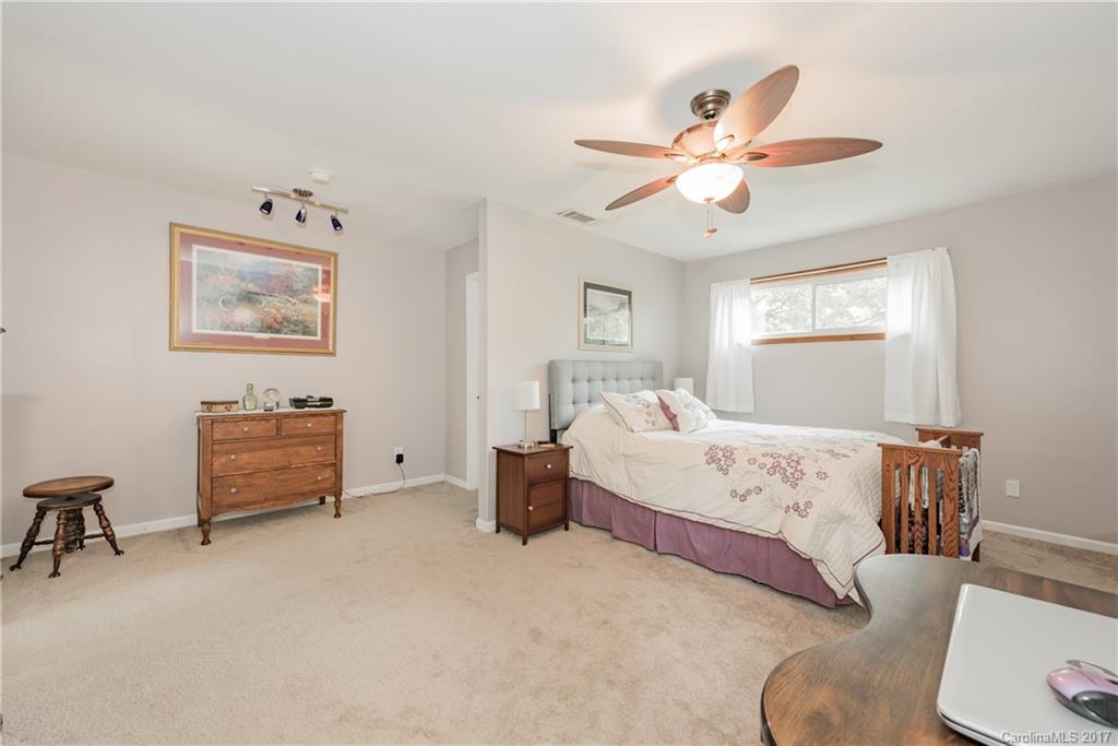 TEGA CAY - Residential