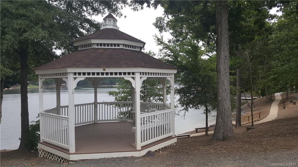 TEGA CAY - Residential