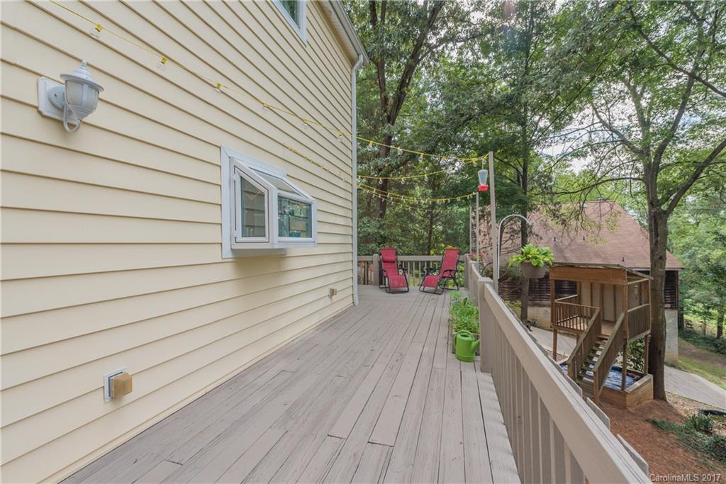 TEGA CAY - Residential