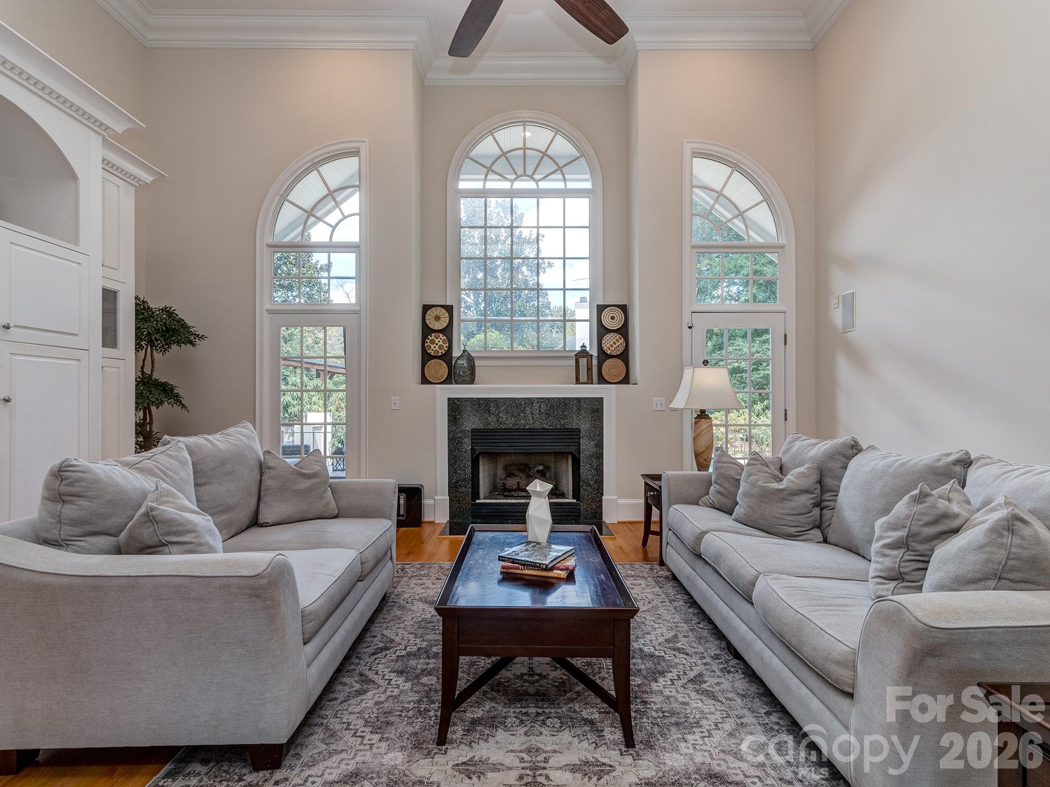 1733 White Pond Lane