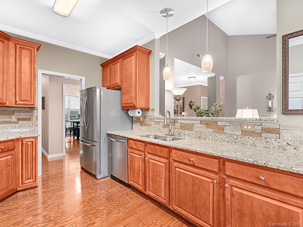 Waightstill Mountain - Residential