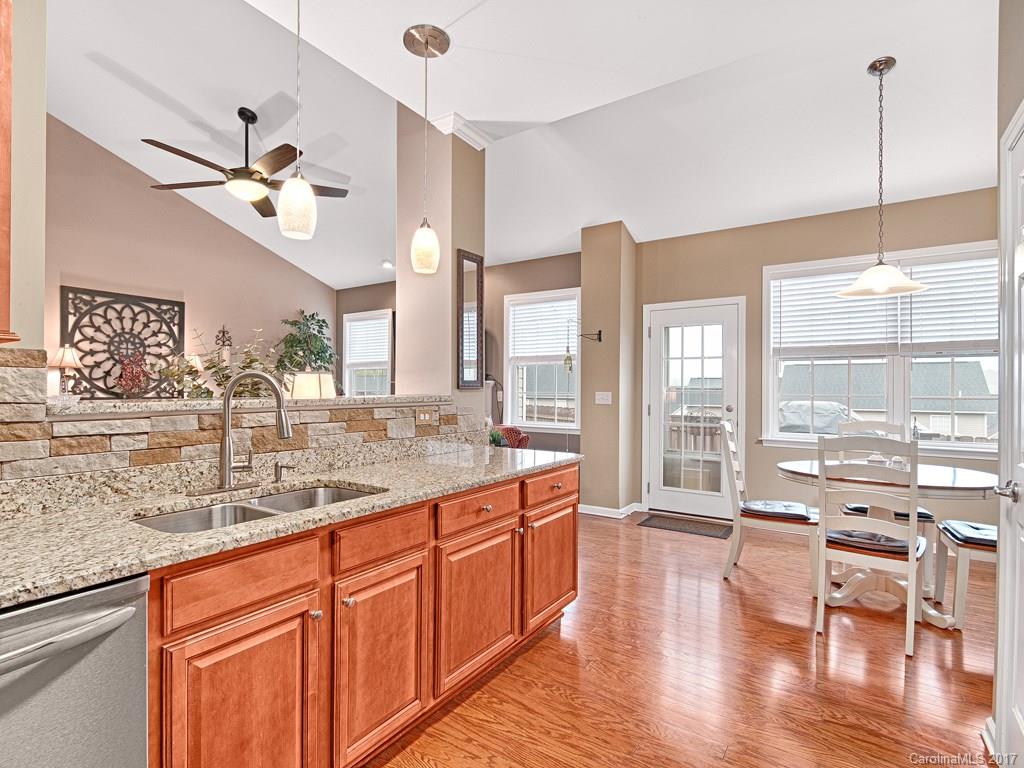 Waightstill Mountain - Residential