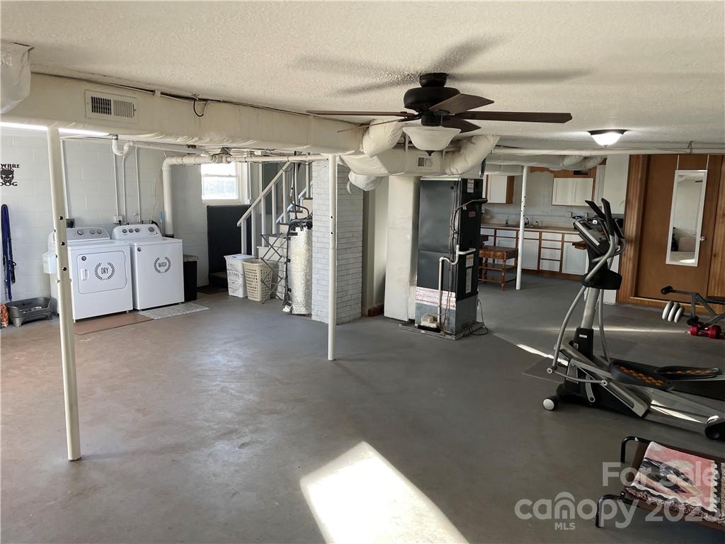 Mammoth Oaks - Residential