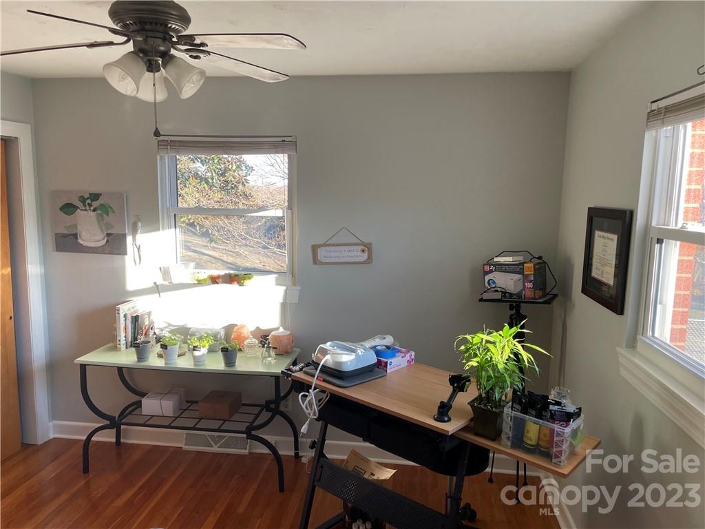 Mammoth Oaks - Residential