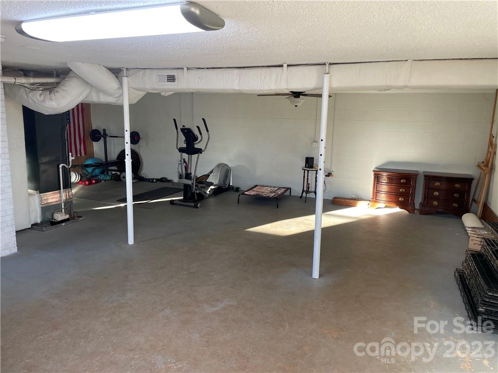 Mammoth Oaks - Residential