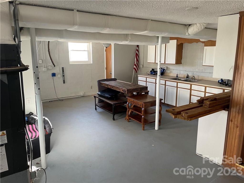 Mammoth Oaks - Residential