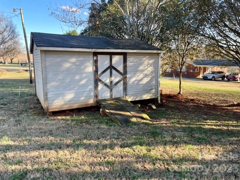 Mammoth Oaks - Residential