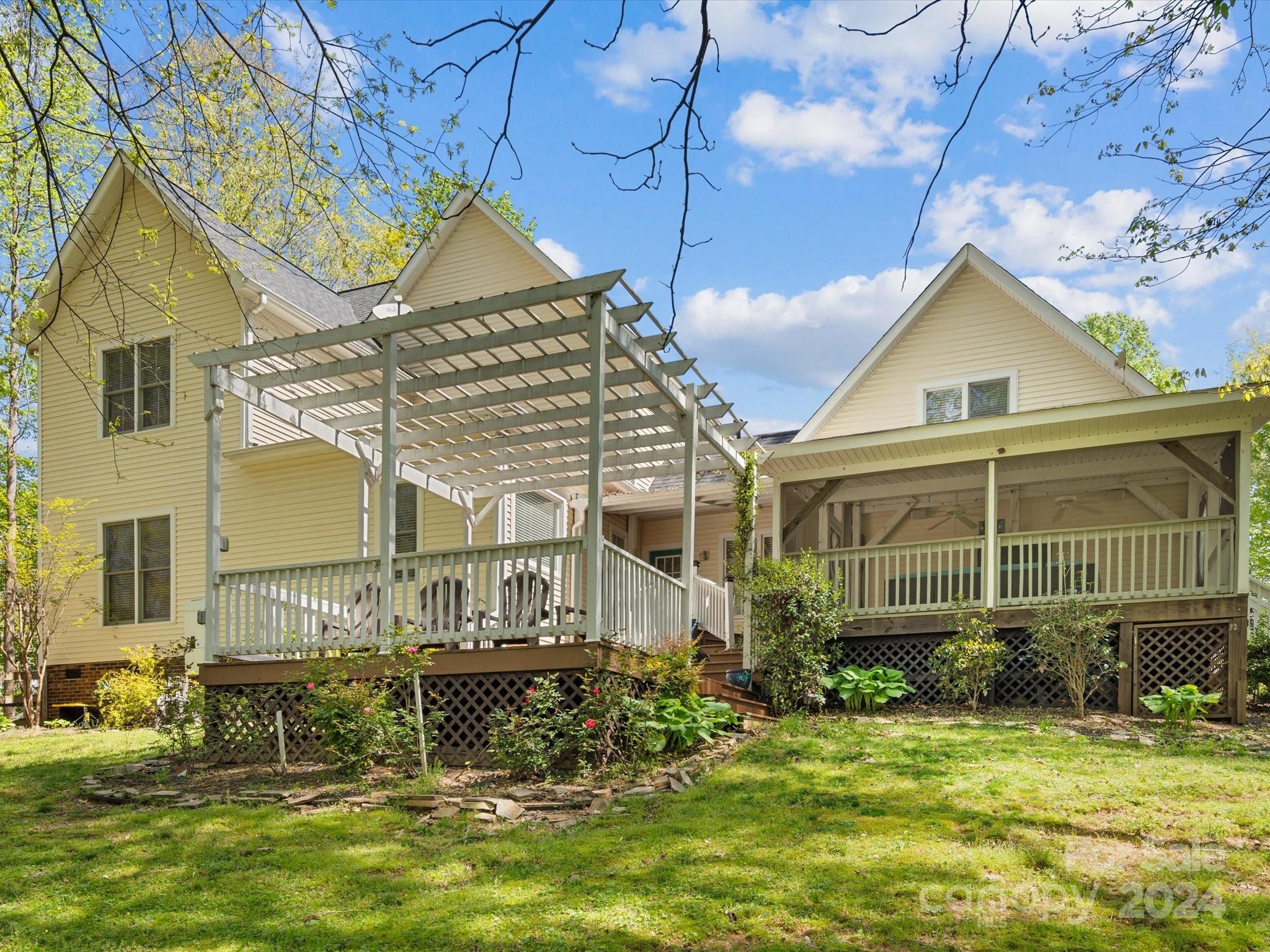 The Hylands - Residential