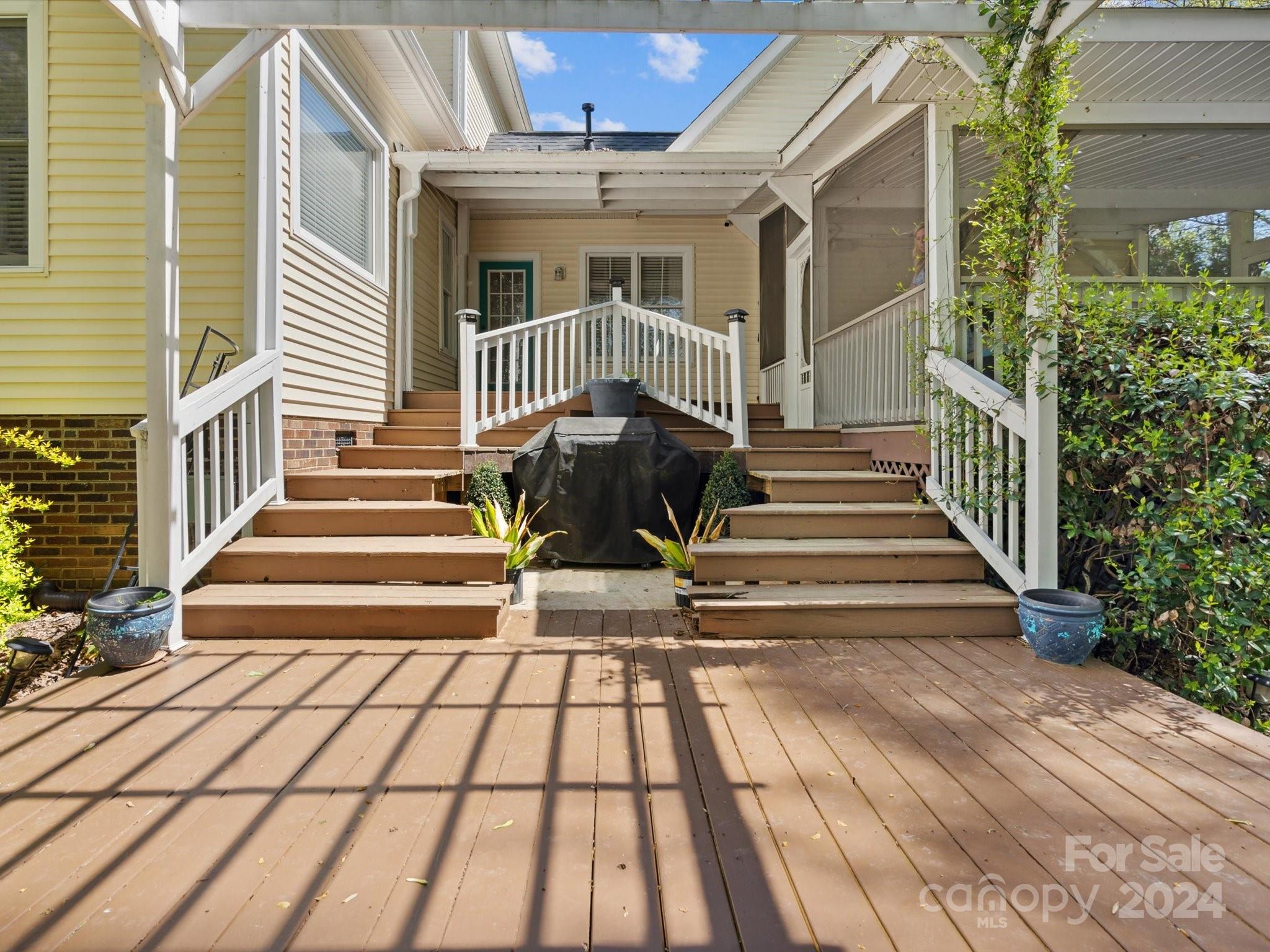 The Hylands - Residential