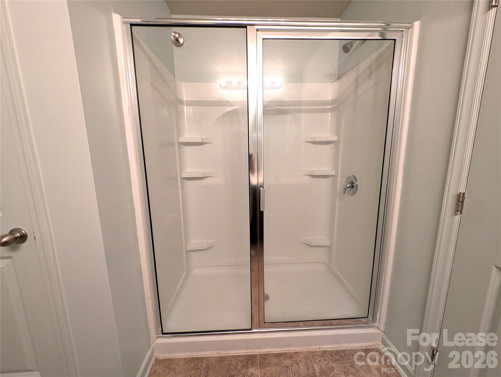 Apple Creek - Residential Lease