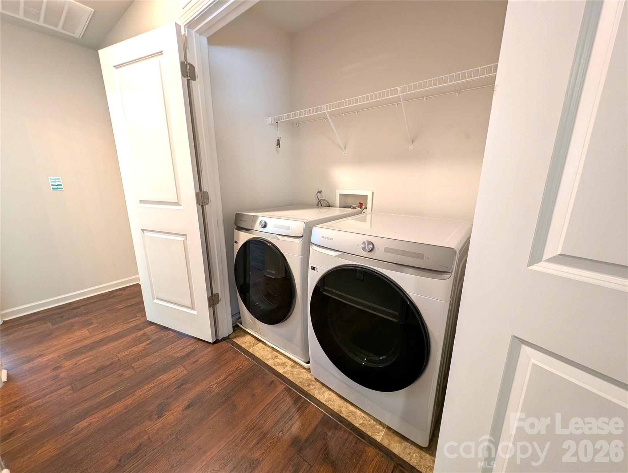 Apple Creek - Residential Lease