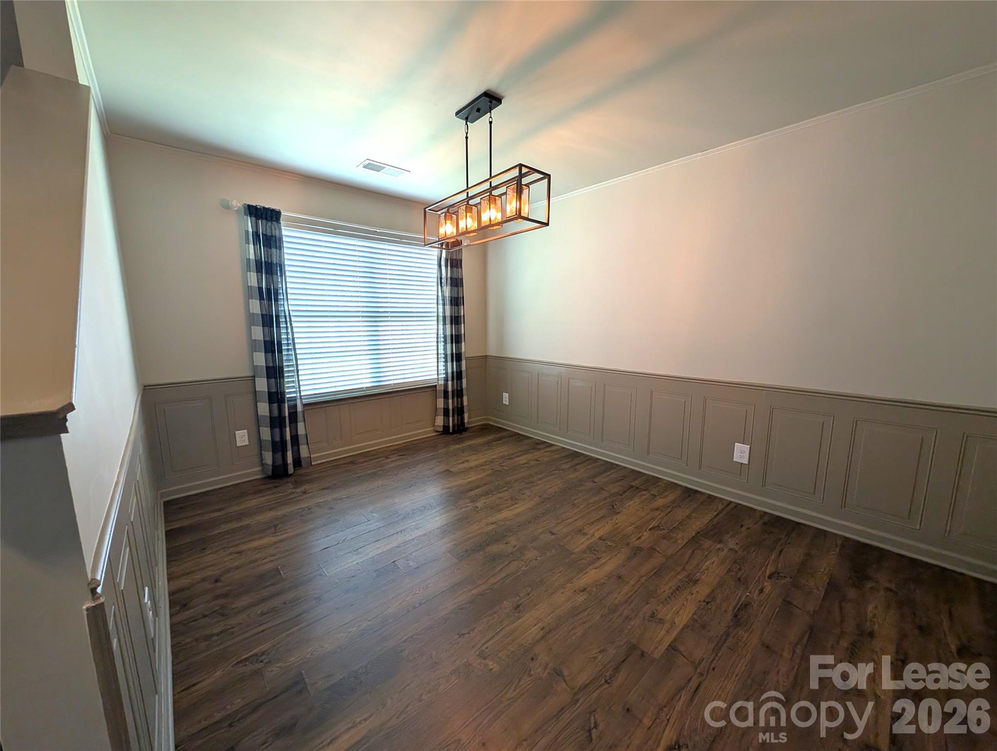 Apple Creek - Residential Lease