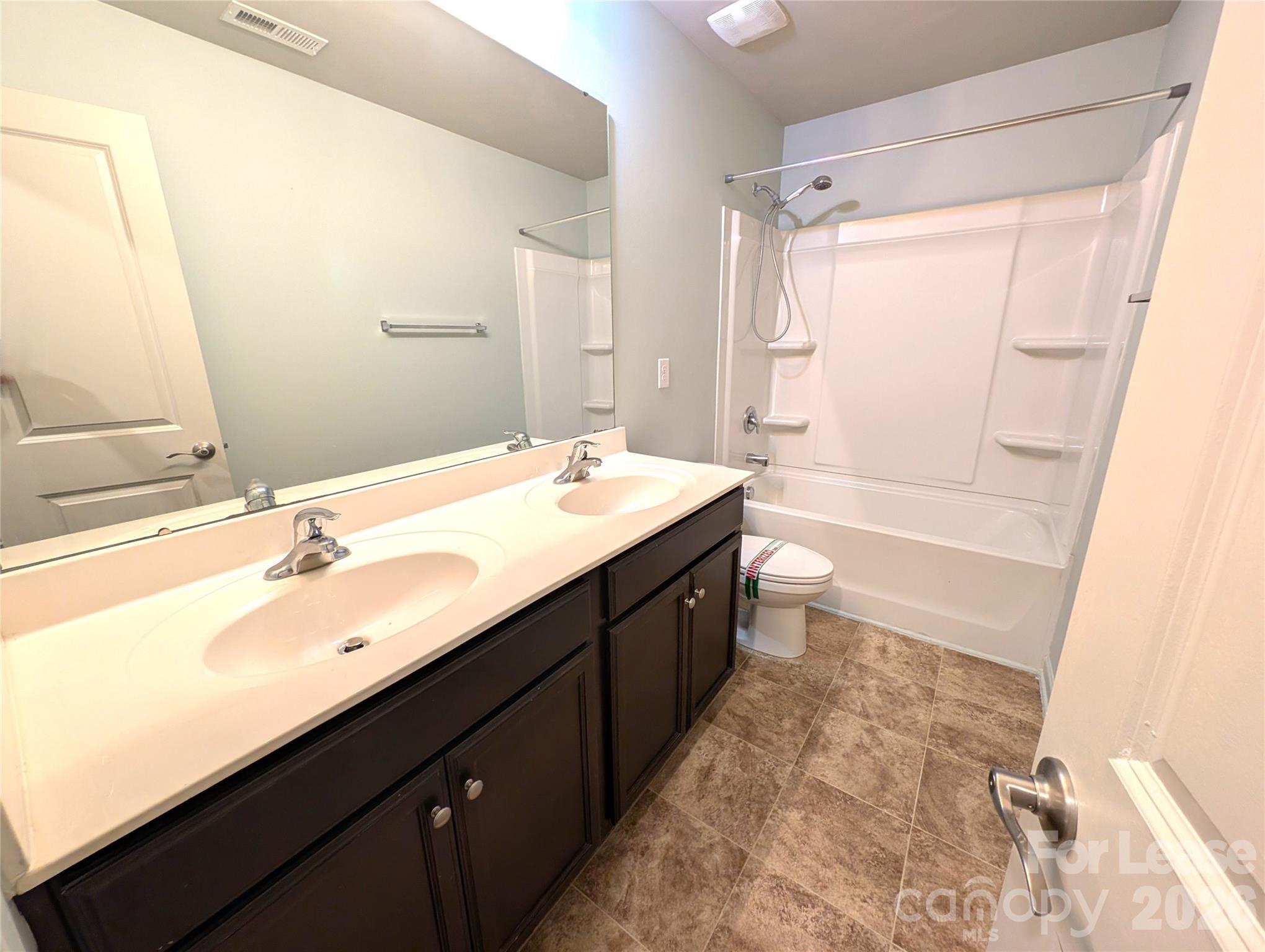 Apple Creek - Residential Lease