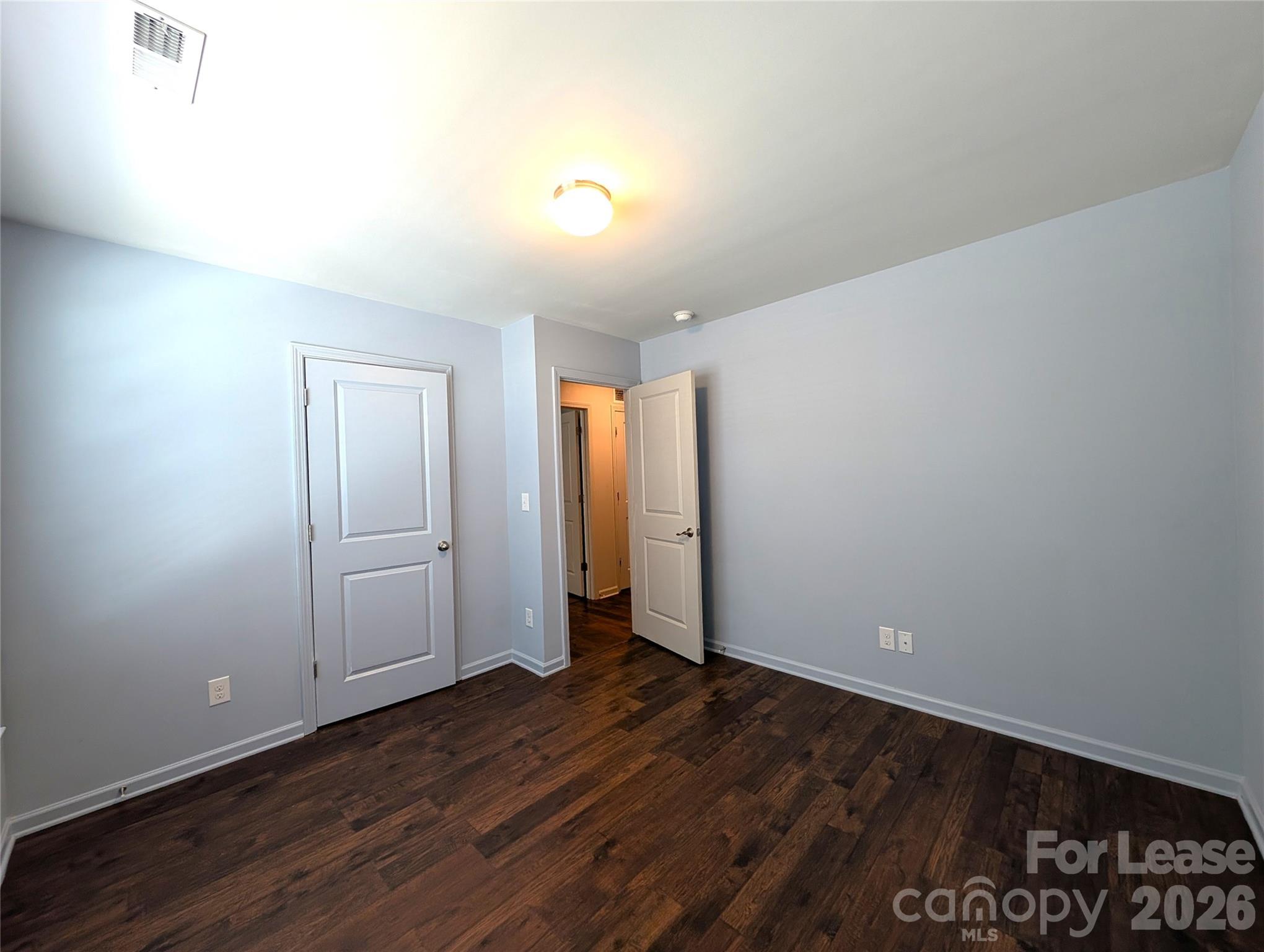 Apple Creek - Residential Lease