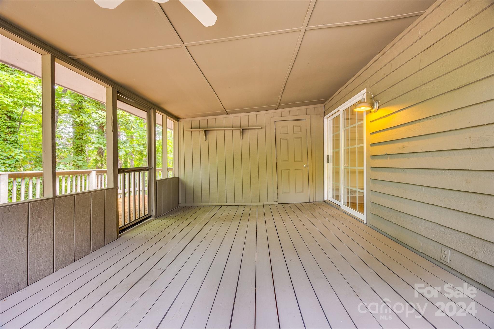 Tega Cay - Residential