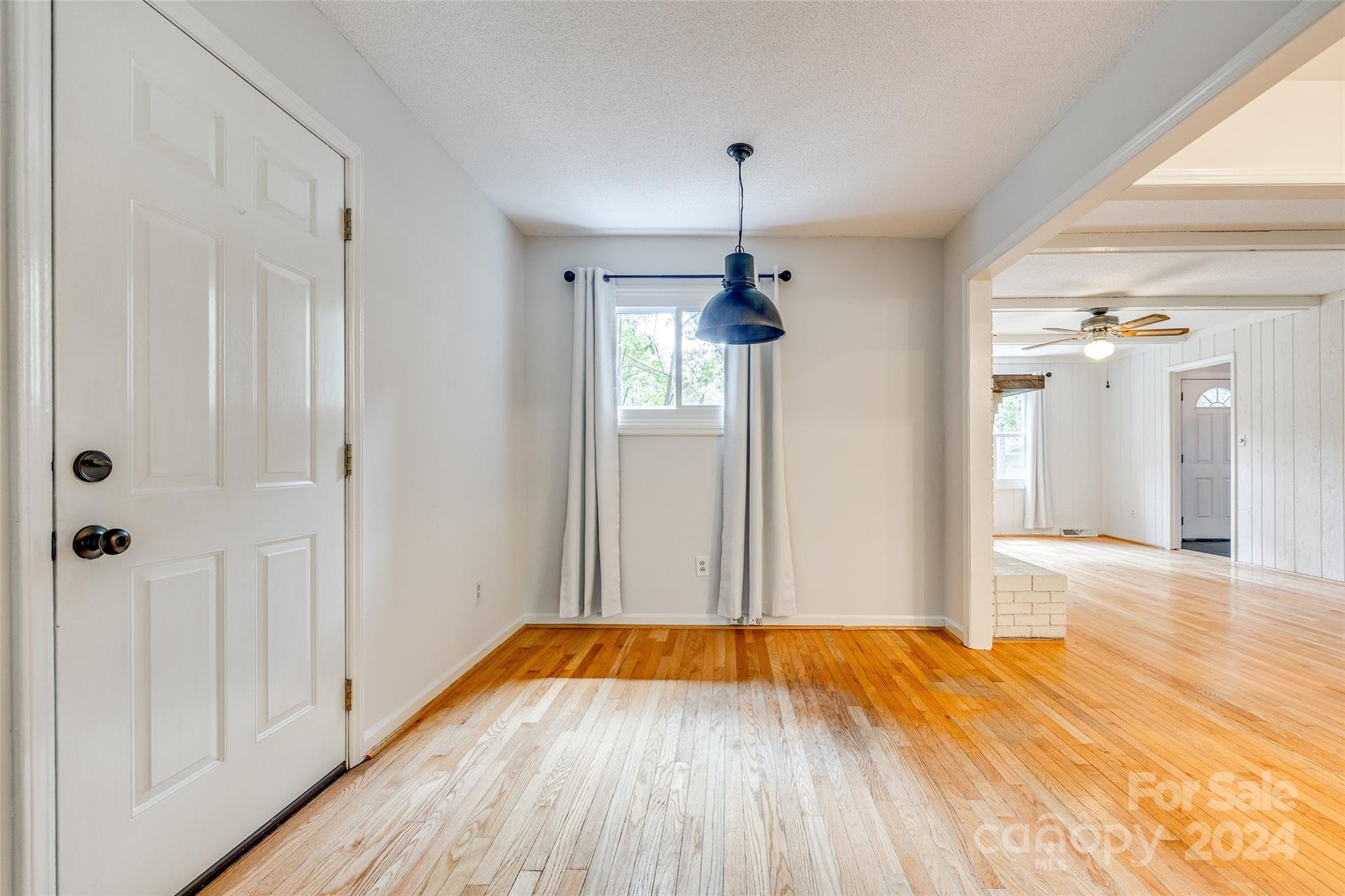 Tega Cay - Residential